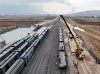ریل گذاری بخش نخست قطار شهری کرمانشاه با ریل ذوب آهن