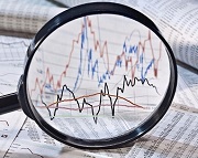 تحلیل تکنیکال شاخص، پیش‌بینی P/E آینده‌نگر و روند بورس در سه سناریو