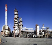 انتقاد نماینده مجلس از پزشکیان بابت انتقال پالایشگاه فیلیپینی!