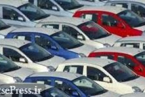 ادعای تولید مرز یک میلیون خودرو و پیش بینی تداوم کاهش قیمت ها