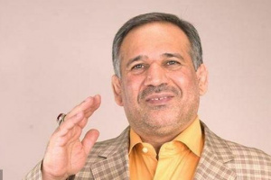 وزیر اسبق اقتصاد آماده رقابت انتخاباتی ریاست مجلس شد