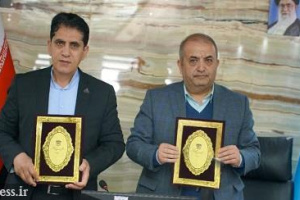 پالایشگاه بورسی با ریل ذوب‌آهن به راه‌آهن سراسری متصل می‌شود