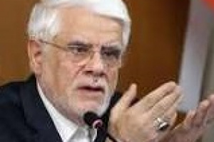 معاون پزشکیان ۱۰ روز بعد از اختلال منتقد امنیت سایبری بانک‌ها شد!