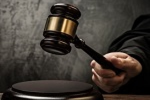 صدور رای قطعی به نفع کارگزاری بورس با محکومیت ۷.۵ هزار میلیاردی متهم پرونده‌