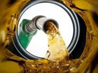 مرکز پژوهش های مجلس آمار دولت از کسری روزانه تا ۲۰ میلیون لیتری بنزین را رد کرد!