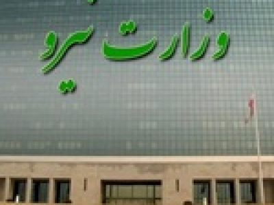 تقصیر وزارت نیرو در تعلل صنایع برای استفاده از انرژی‌ تجدیدپذیر