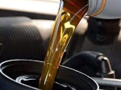 درخواست تشکیل فوری کارگروه نظارت بر عرضه روغن موتور با افزایش نرخ در بازار